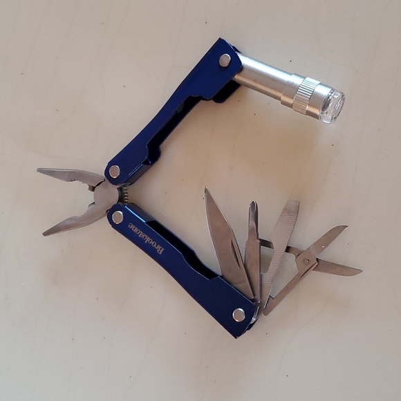 Brookstone Mini Multi Tool with Flashlight - Picture 2 of 4